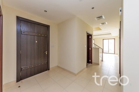 Villa de 4 chambres à Mira, UAE No. 174034 9