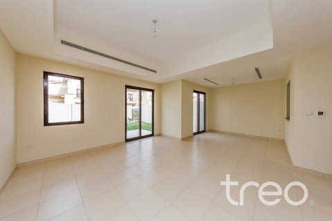 Villa de 4 chambres à Mira, UAE No. 174034 5