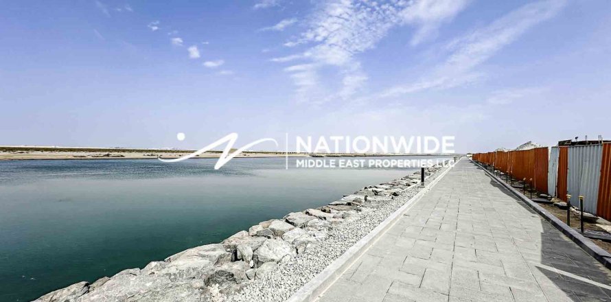 Land de 817m²  No. 135087