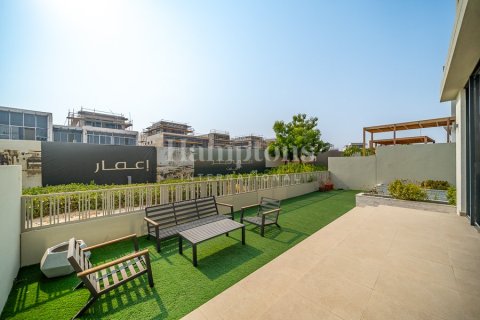 Villa de 4 dormitorios No. 118840 4