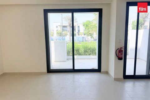 3 bedrooms Townhouse in Dubai, UAE No. 184435 9