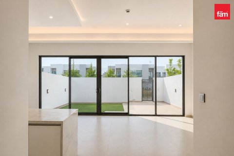 Townhouse de 4 dormitorios en Dubai, UAE No. 203175 9