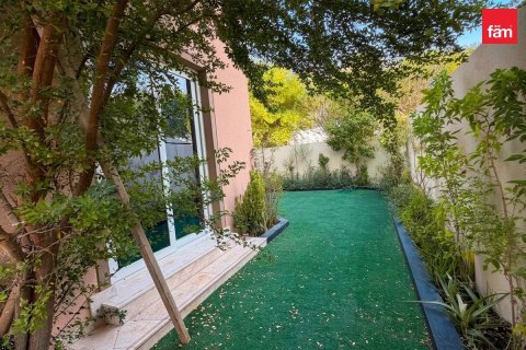Townhouse de 4 dormitorios en Dubai, UAE No. 203172 10