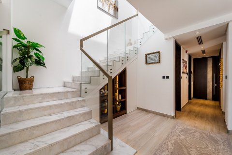 4 bedrooms Townhouse in Jumeirah Village Circle, UAE No. 146772 8