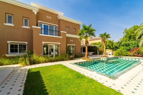5 bedrooms Villa in Dubai, UAE No. 146776 22
