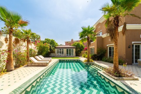 5 bedrooms Villa in Dubai, UAE No. 146776 24
