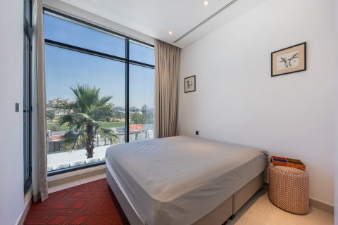 Вилла с 4 спальнями в Дубай, ОАЭ №146773 16