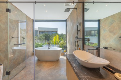 Вилла с 4 спальнями в Дубай, ОАЭ №146773 13