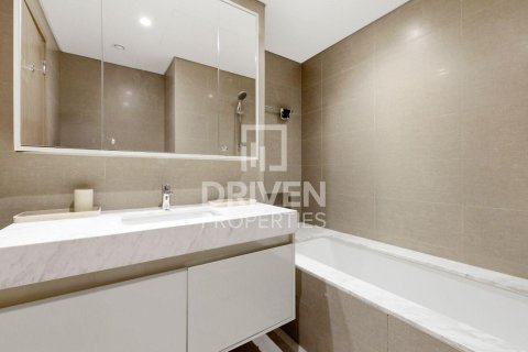 Квартира с 3 спальнями в Burj Royale, ОАЭ №192450 18