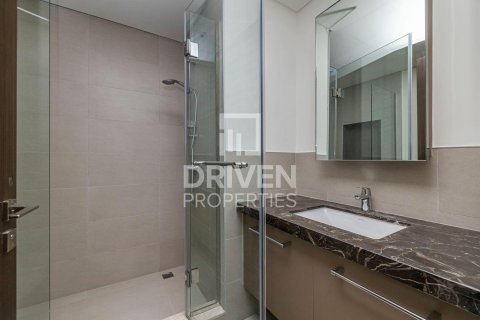 2 bedrooms Apartment in BLVD Heights, UAE No. 192455 11