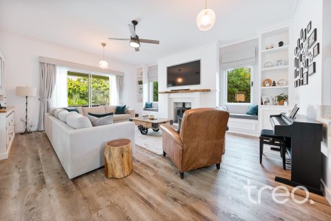 5 bedrooms Villa in Samara, UAE No. 183064 4