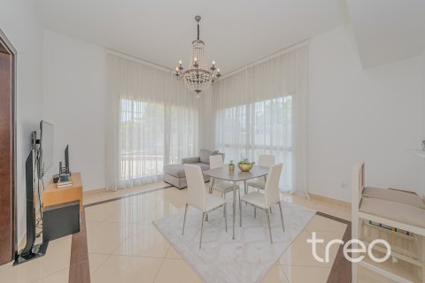 Villa de 5 dormitorios en Mudon, UAE No. 183067 10