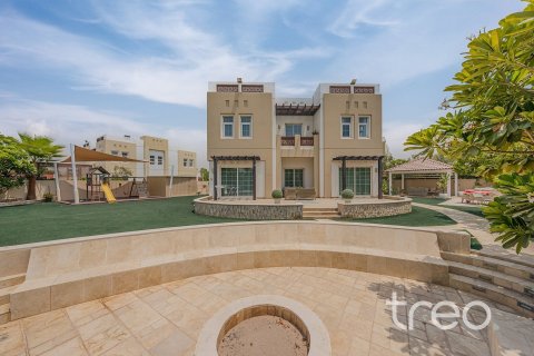 Villa de 5 dormitorios en Mudon, UAE No. 183067 12