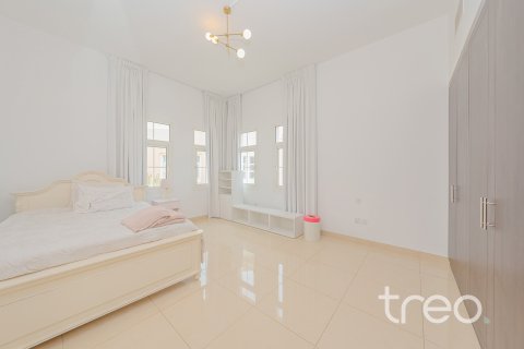 Villa de 5 dormitorios en Mudon, UAE No. 183067 23