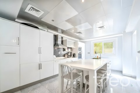 3 غرف نوم فيلا في Meadows, الإمارات العربية المتحدة رقم 183065 9