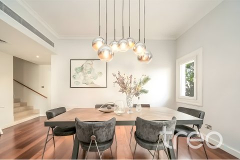 3 غرف نوم فيلا في Meadows, الإمارات العربية المتحدة رقم 183065 6