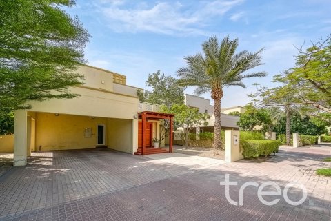 3 غرف نوم فيلا في Meadows, الإمارات العربية المتحدة رقم 183065 16