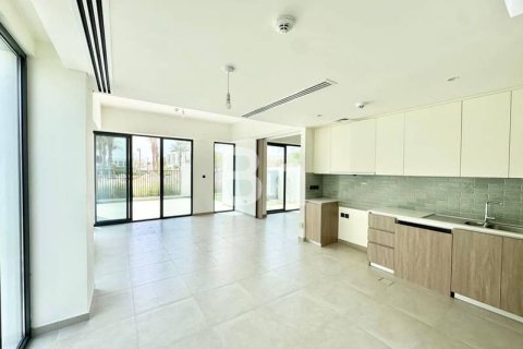 Townhouse de 4 dormitorios  No. 114679 5