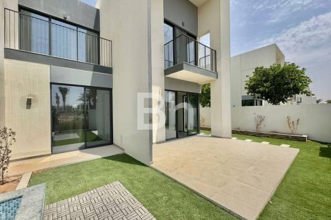 Townhouse de 4 dormitorios  No. 114679 3
