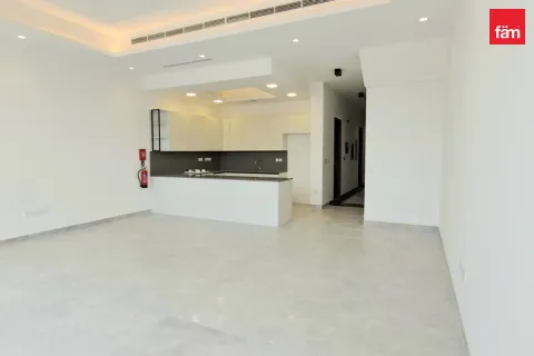 3 bedrooms Townhouse  No. 116238 2