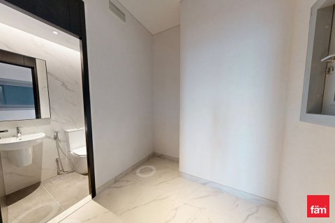 4 غرف نوم شقة رقم 131430 25