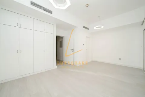 3 bedrooms Villa in Jumeirah Village Circle, UAE No. 151283 6