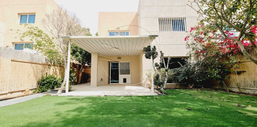 3 bedrooms Villa No. 127882