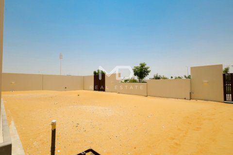 4 bedrooms Villa in Abu Dhabi, UAE No. 43895 54
