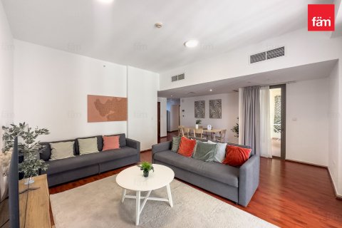 2 bedrooms Apartment in Dubai, UAE No. 143755 4