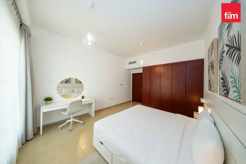 2 bedrooms Apartment in Dubai, UAE No. 143754 8