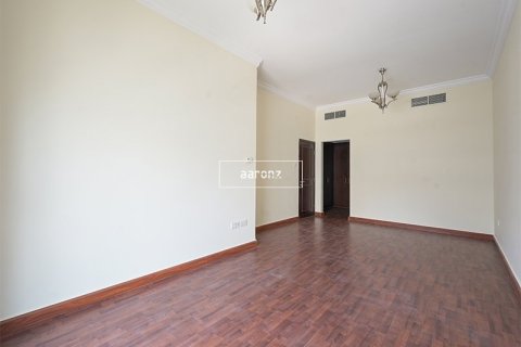 Квартира с 2 спальнями  №106117 5