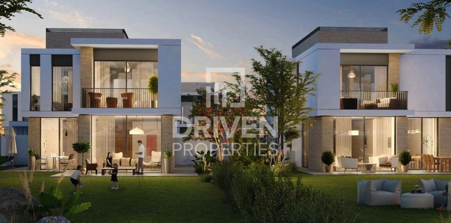 Вилла с 4 спальнями в EMAAR South, ОАЭ №190566