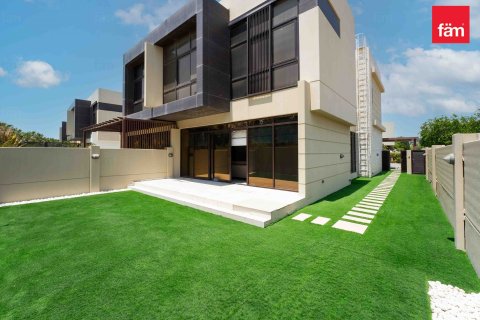 Villa de 3 dormitorios  No. 115454 2