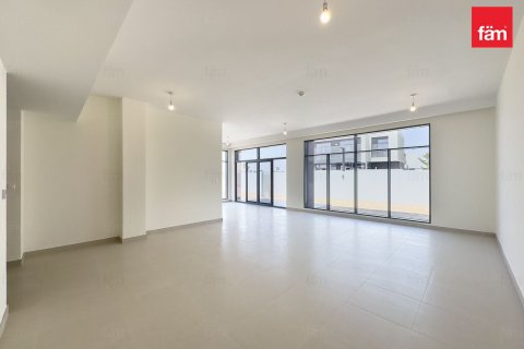 Villa de 5 dormitorios  No. 131422 2