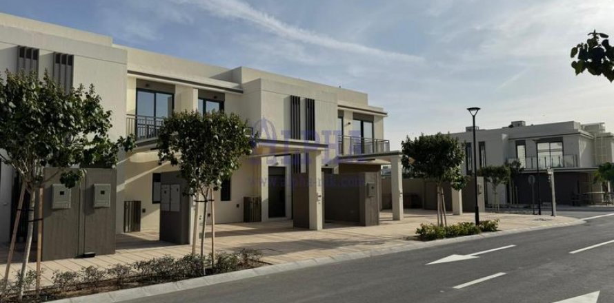 2 bedrooms Townhouse in Al Hamra Village, UAE No. 148912