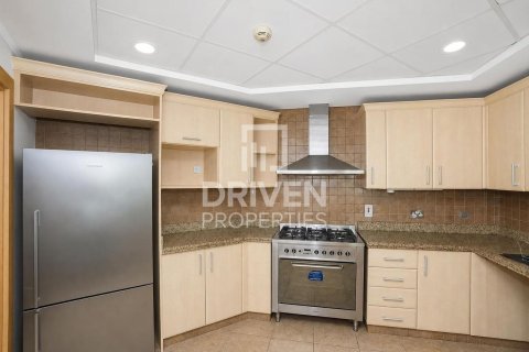 Квартира с 3 спальнями в Shoreline Apartments, ОАЭ №190180 6
