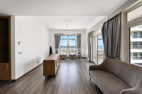 Квартира с 3 спальнями в Shoreline Apartments, ОАЭ №190180 2