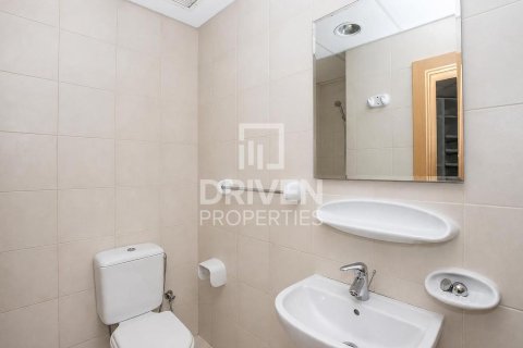 Квартира с 3 спальнями в Shoreline Apartments, ОАЭ №190180 14