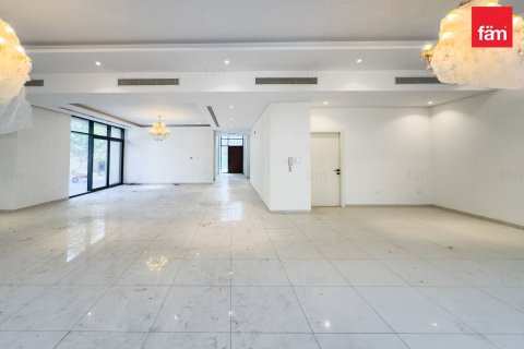 Villa de 5 dormitorios No. 126605 10