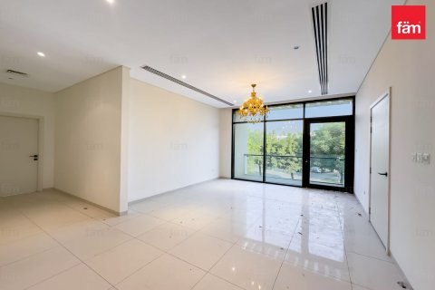 Villa de 5 dormitorios No. 126605 4