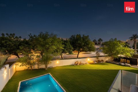 Villa de 5 dormitorios No. 126605 26