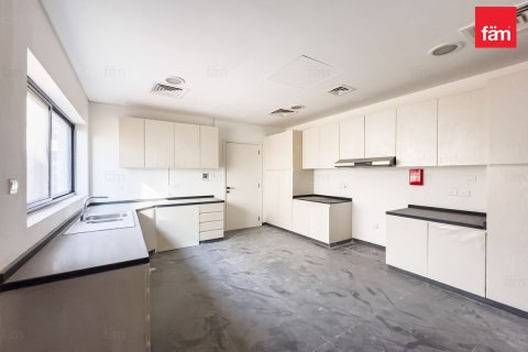 Villa de 5 dormitorios No. 126605 9