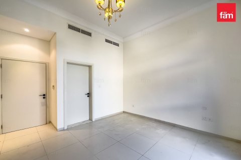 Villa de 5 dormitorios No. 126605 8