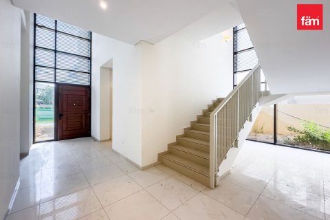 Villa de 5 dormitorios No. 126605 5