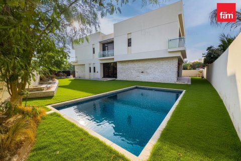 Villa de 5 dormitorios No. 126605 30