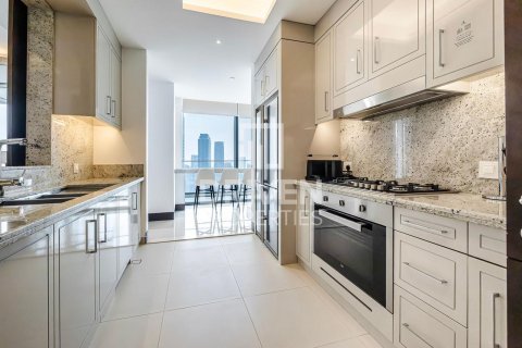 Квартира с 5 спальнями в The Address Sky View Towers, ОАЭ №190476 22