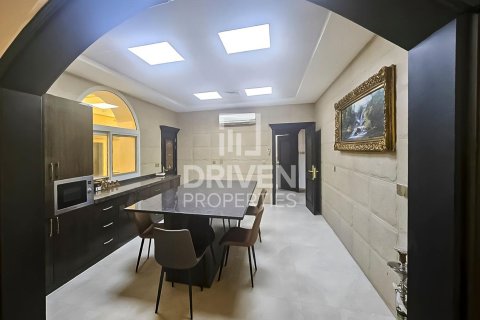 Вилла с 6 спальнями  №121766 11