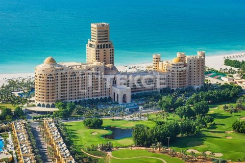 Apartment de 3 dormitorios en Ras Al Khaimah, UAE No. 169129