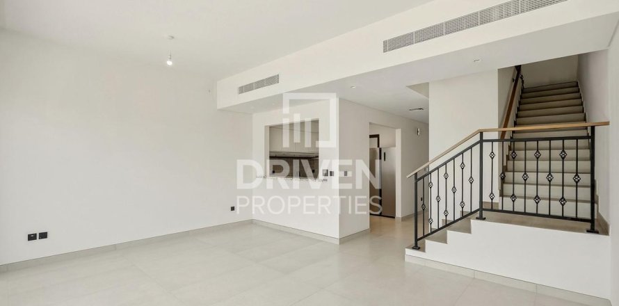 4 bedrooms Townhouse in Damac Lagoons, UAE No. 206492