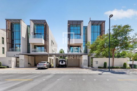 6 bedrooms Villa in Meydan, UAE No. 191625